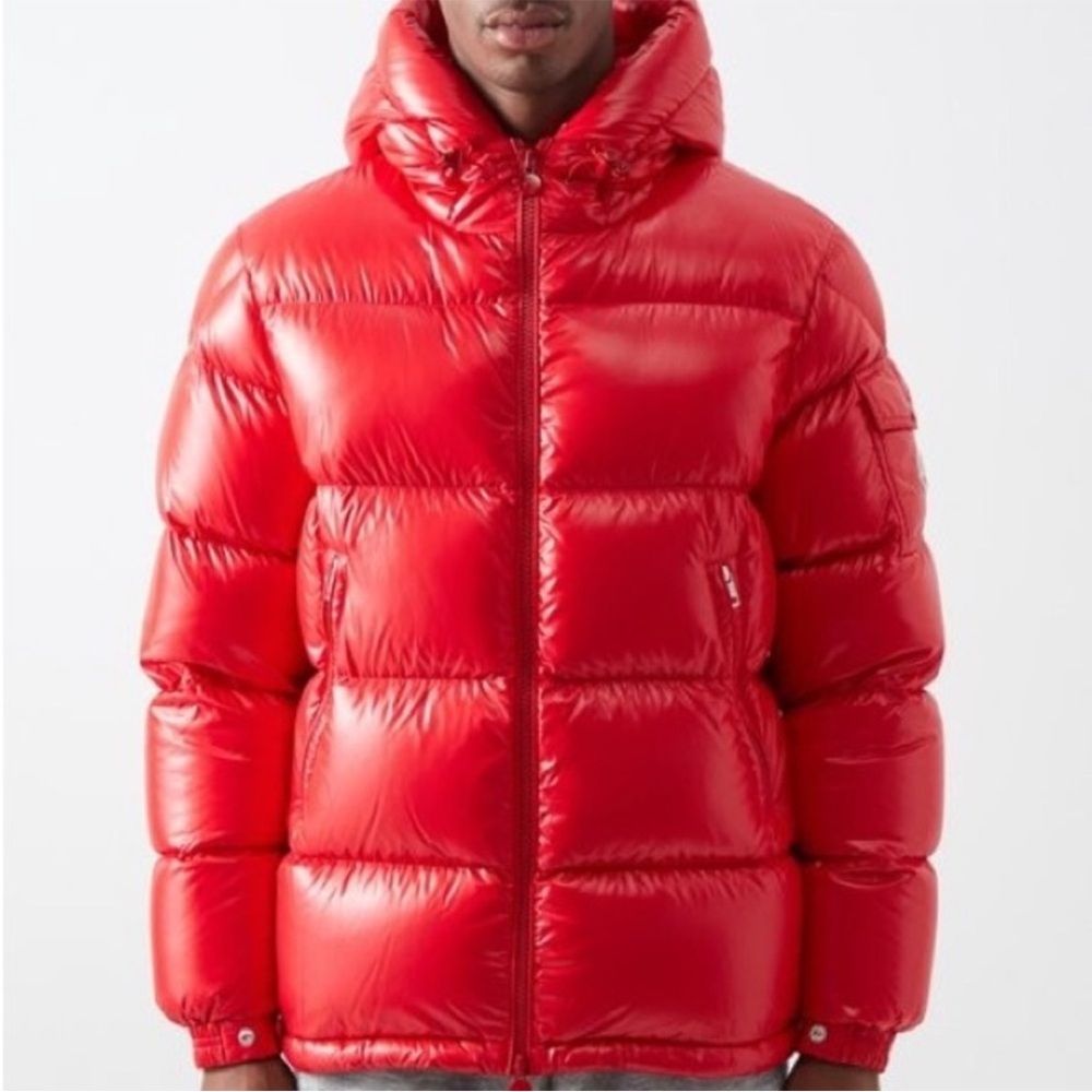 Moncler Ecrins jacket in Red size 5 which is equivalent to XL